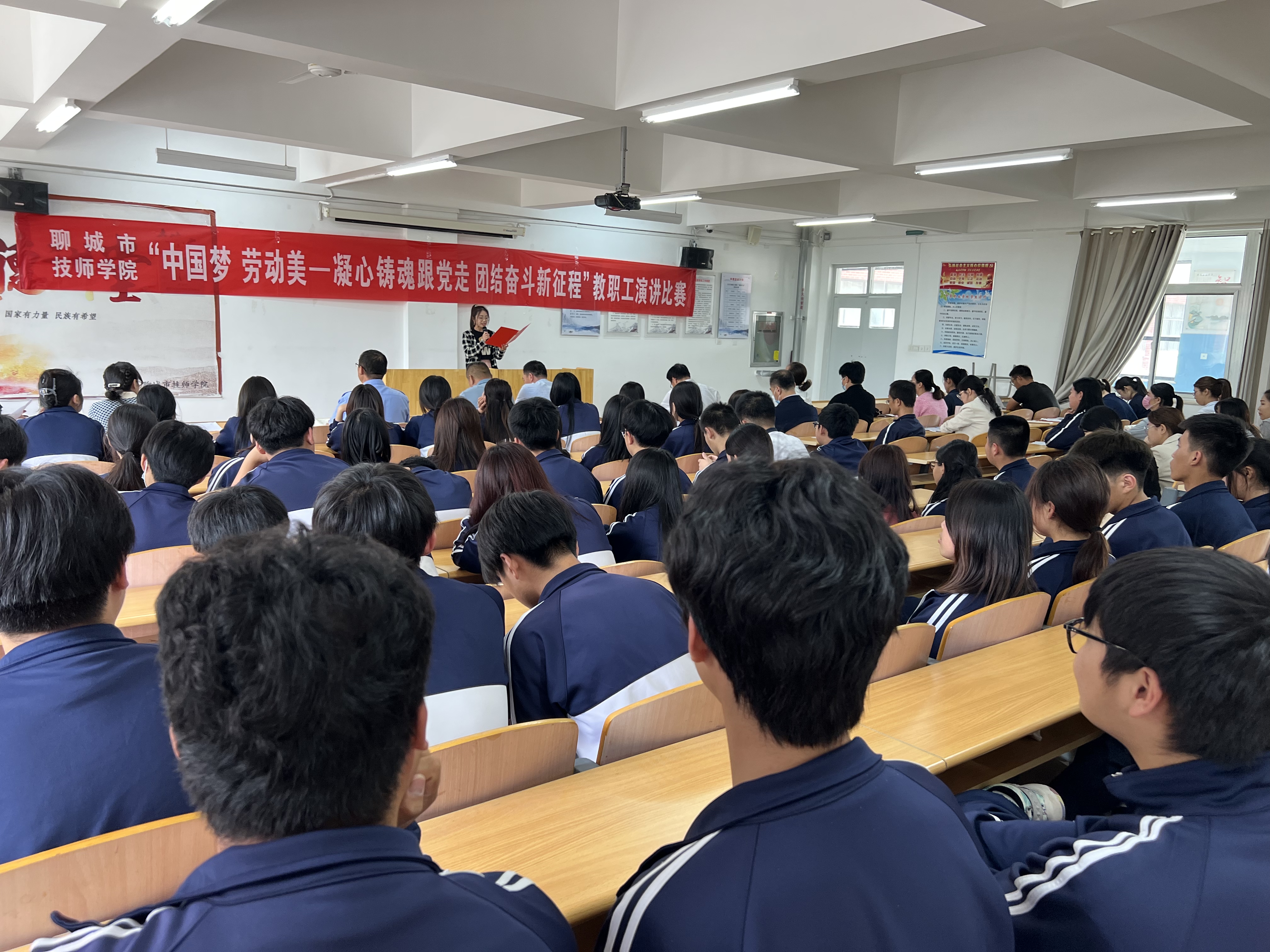 http://www.lcsjsxy.cn/_upload/article/images/5e/2d/5323f95e45b989d2dcd46268a93f/4c65c967-fc46-4ad0-962c-a0b2bf0f0597.png